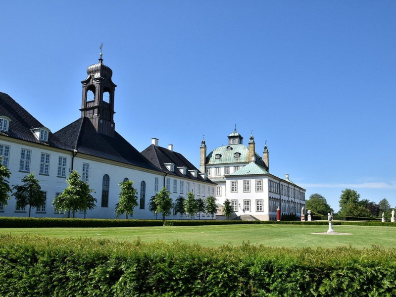 Cung Điện Fredensborg